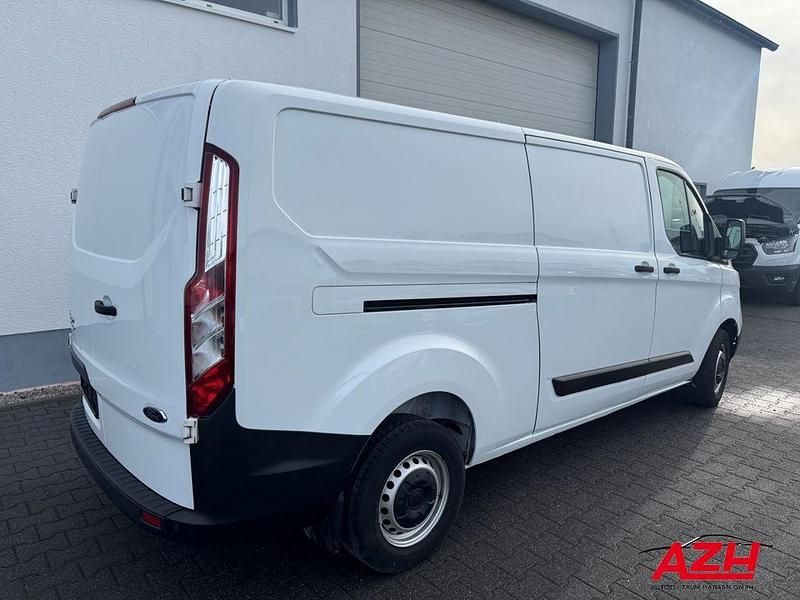 Gebraucht Ford Transit Custom Trend 105 PS (77 kW) 2022 Frozen white Van / Kleinbus