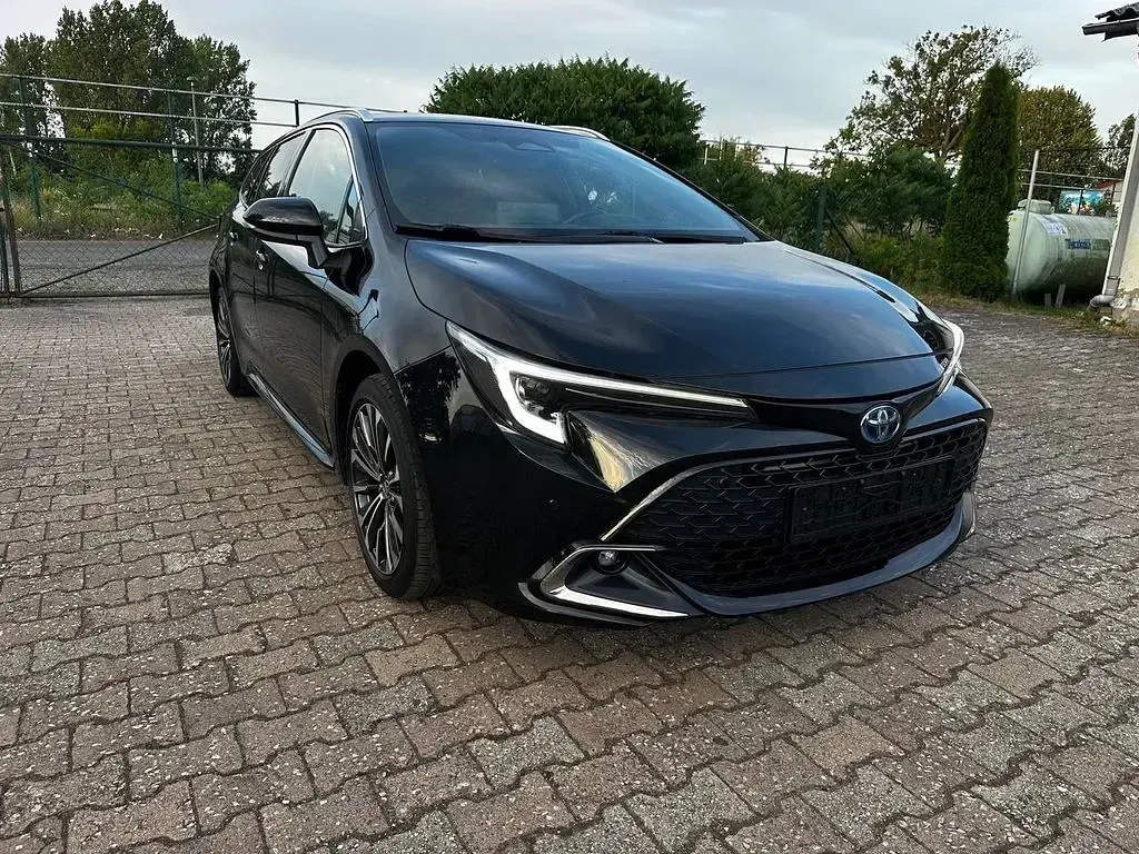 Gebraucht Toyota Corolla 196 PS (144 kW) 2023 Schwarz Kombi
