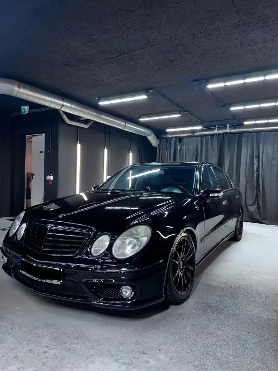 Gebraucht Mercedes E500 306 PS (225 kW) 2003 Schwarz Limousine