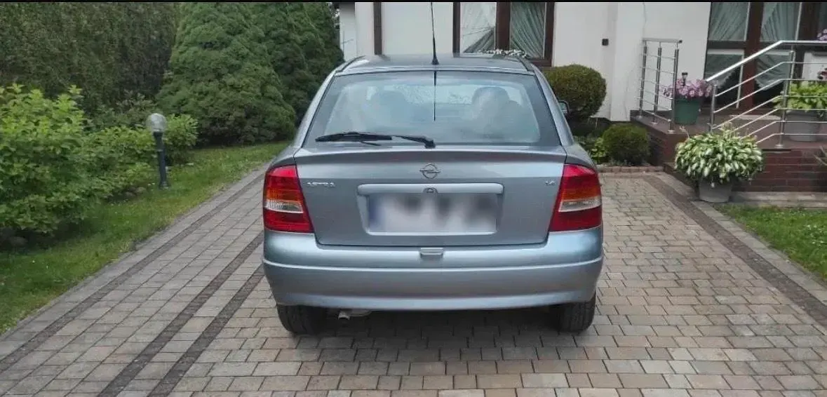 Gebraucht Opel Astra 75 PS (55 kW) 2000 Blau Kleinwagen