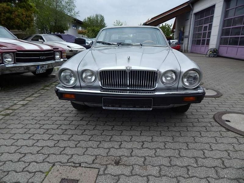 Gebraucht Jaguar XJ6 205 PS (150 kW) 1980 Silber Limousine