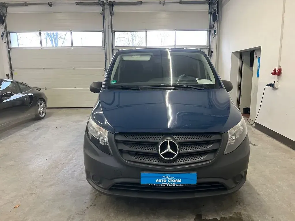 Gebraucht Mercedes Vito 136 PS (100 kW) 2022 Stahlblau Van