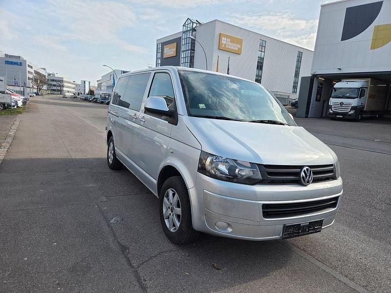 Gebraucht VW T5 140 PS (102 kW) 2013 Silber Van