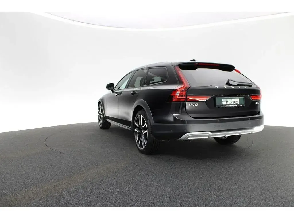 Gebraucht Volvo V90 197 PS (144 kW) 2023 Schwarz Kombi