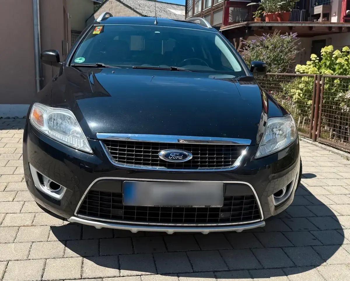 Gebraucht Ford Mondeo Titanium 140 PS (102 kW) 2009 Schwarz Kombi