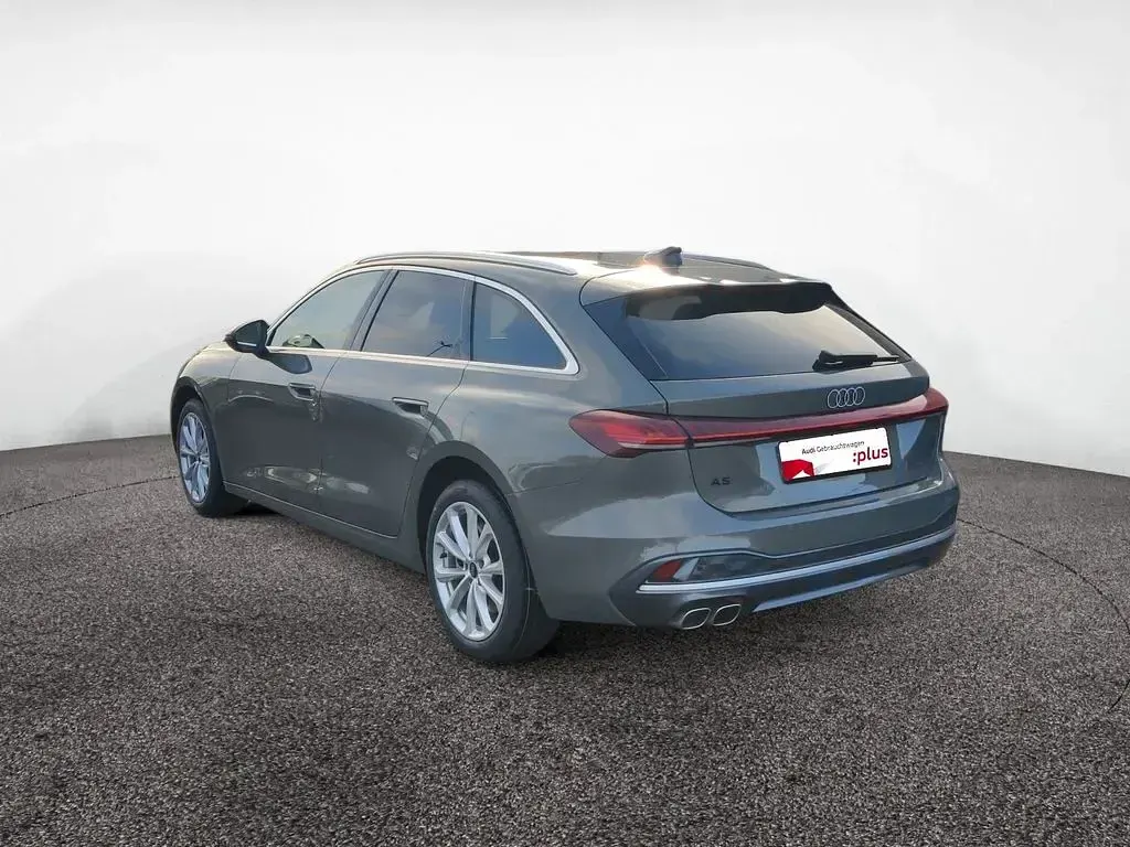 Second-hand Audi A5 Sport 204 CP (150 kW) 2025 Gri Break