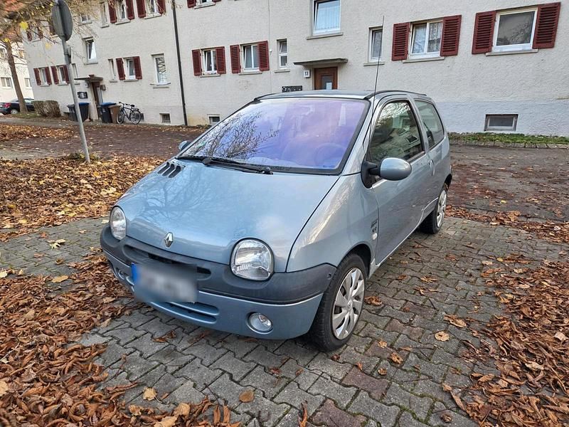 Grau Gebraucht 2004 Renault Twingo Kleinwagen | 990 € (Guter Preis) - Bild 1/4