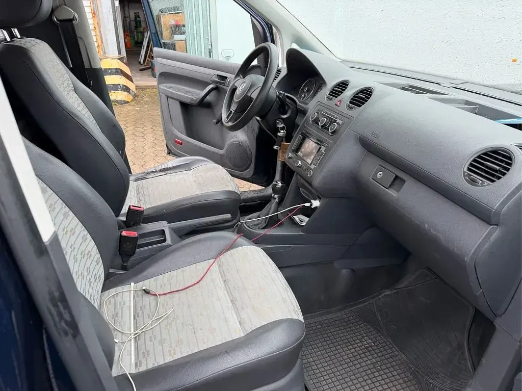 Gebraucht VW Caddy Maxi 139 PS (102 kW) 2011 Blau Van / Kleinbus