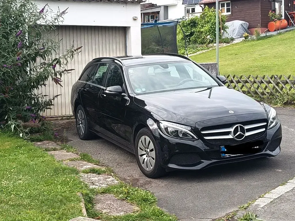 Gebraucht Mercedes C200 136 PS (100 kW) 2017 Schwarz Limousine
