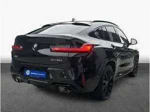Neu BMW X4 286 PS (210 kW) 2026 Schwarz (saphirschwarz metallic) SUV