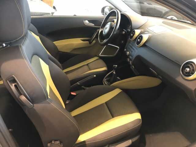 Gebraucht Audi A1 S-Line 86 PS (63 kW) 2012 Blau metallic Kleinwagen