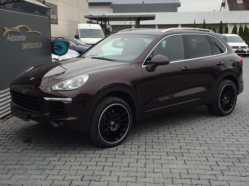 Second-hand Porsche Cayenne 340 CP (250 kW) 2017 Maro SUV