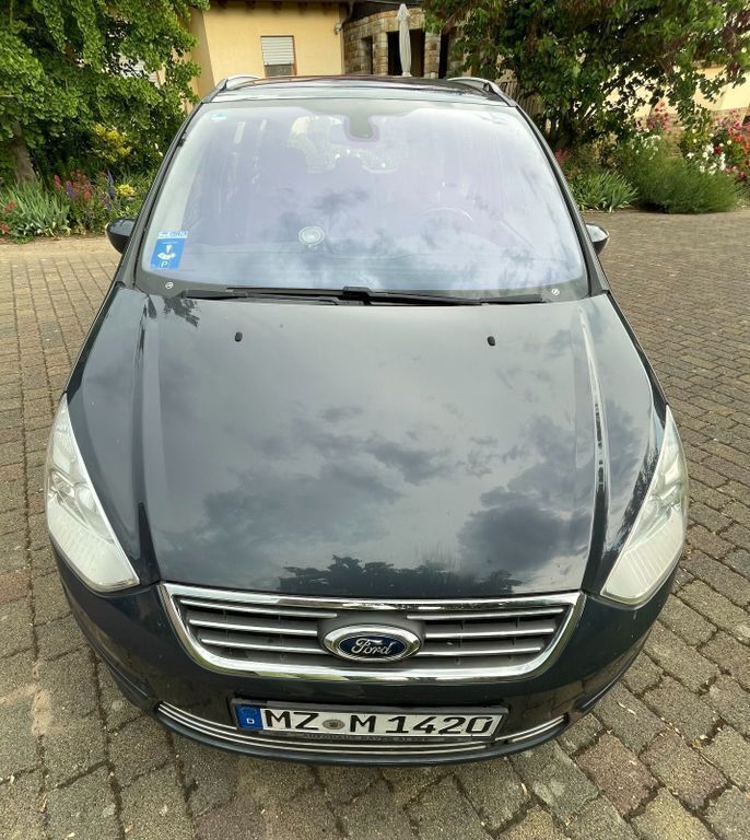 Grau Gebraucht 2011 Ford Galaxy Titanium Van / Kleinbus | 6.750 € (Fairer Preis) - Bild 1/4