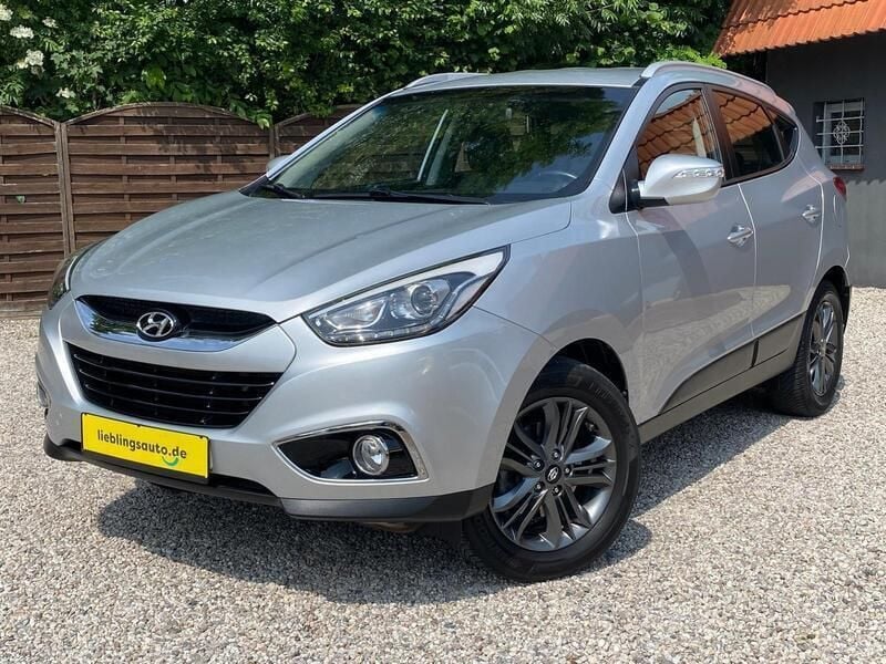 Silber Gebraucht 2015 Hyundai ix35 Edition SUV | 11.499 € (Fairer Preis) - Bild 1/4