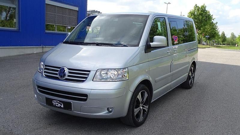 Silber Gebraucht 2004 VW Multivan Comfortline Van | 9.900 € - Bild 1/4