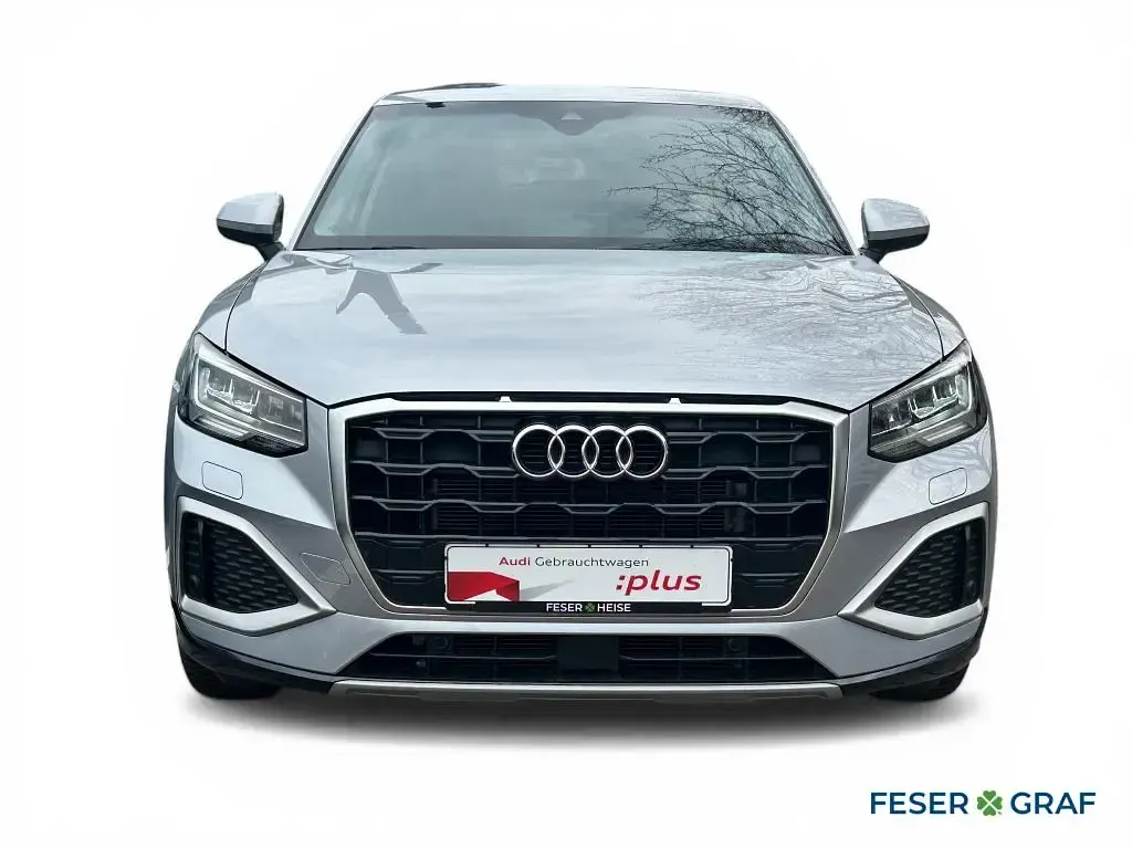 Używany Audi Q2 Advanced Plus 150 KM (110 kW) 2024 Srebrny SUV