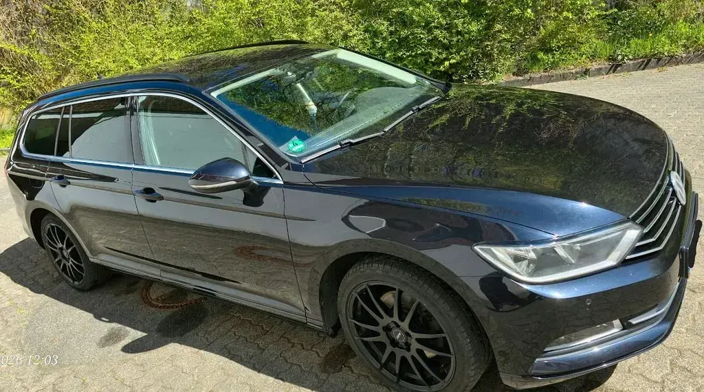 Gebraucht VW Passat Comfortline 150 PS (110 kW) 2015 Schwarz Kombi