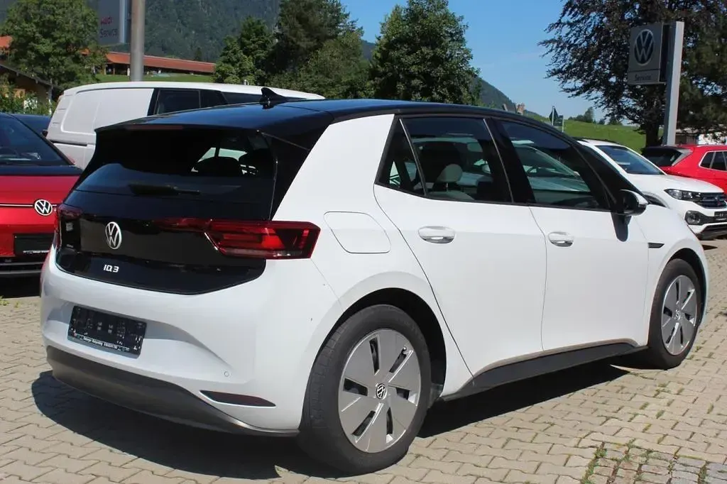 Gebraucht VW ID.3 Pro Performance 150 kW (204 PS) 2021 Weiß Kleinwagen