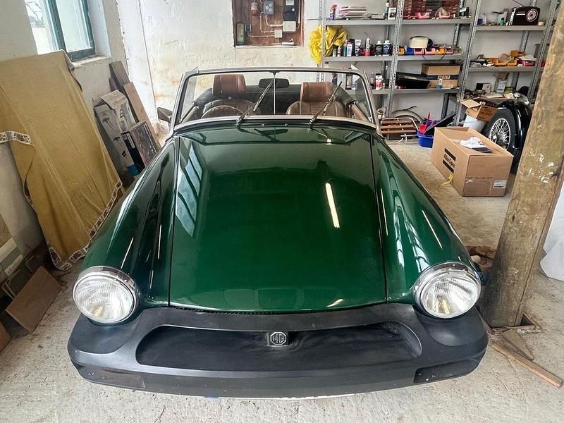 Second-hand MG Midget 67 CP (49 kW) 1977 Verde Cabrio
