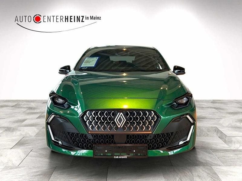 Neu Renault Clio V Techno 114 PS (83 kW) 2026 Grün Limousine