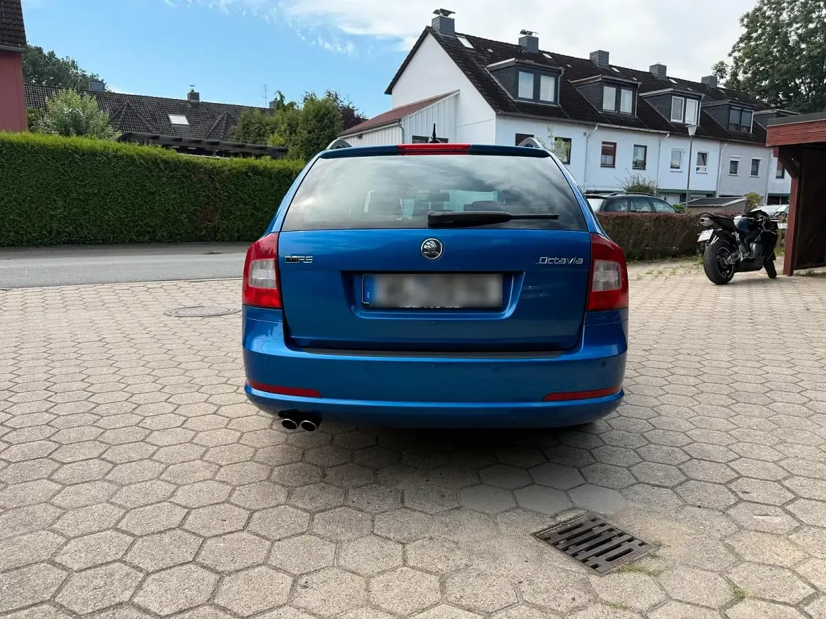 Gebraucht Skoda Octavia RS 170 PS (125 kW) 2013 Blau Kombi