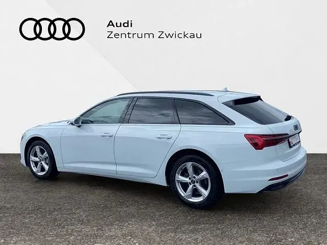 Gebraucht Audi A6 Advanced Plus 204 PS (150 kW) 2023 Gletscherweiß metallic Kombi
