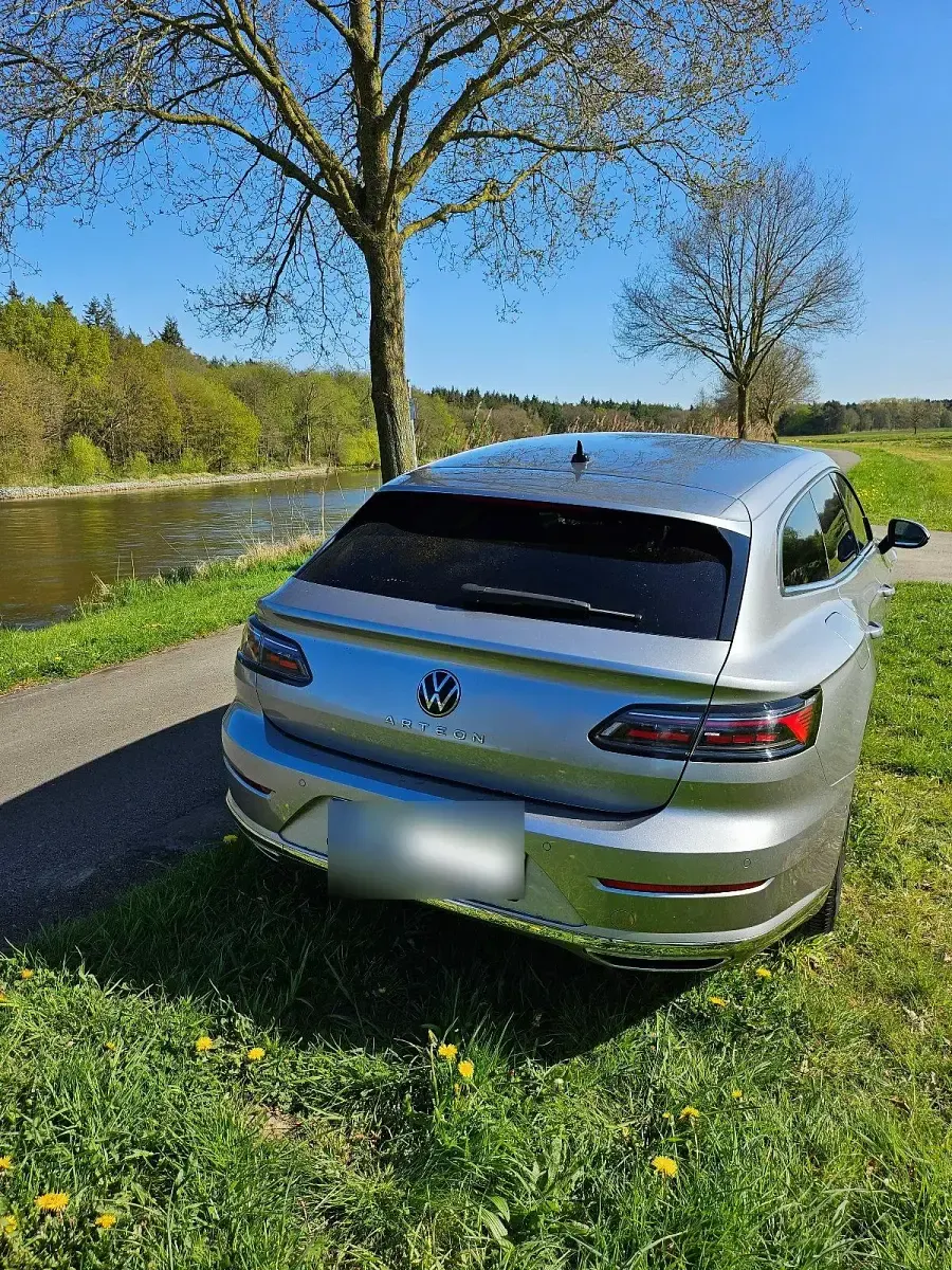 Usata VW Arteon Elegance 190 CV (139 kW) 2024 Argento Station wagon