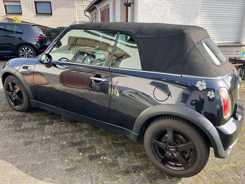 Gebraucht Mini Cooper Cabriolet 116 PS (85 kW) 2007 Schwarz Cabrio