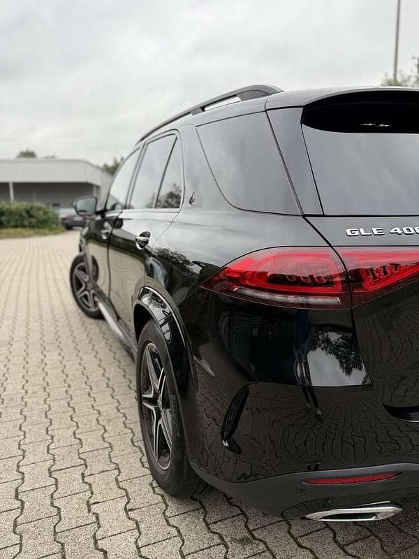 Gebraucht Mercedes GLE400 AMG line 330 PS (242 kW) 2021 SUV