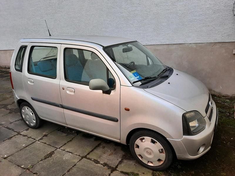 Silber Gebraucht 2005 Opel Agila Kleinwagen | 1.690 € (Fairer Preis) - Bild 1/4