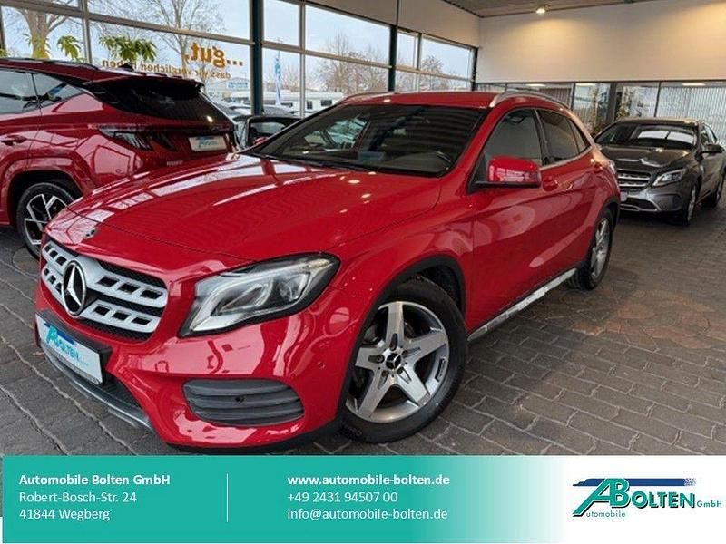 Rot Gebraucht 2017 Mercedes GLA200 AMG line SUV | 19.890 € (Fairer Preis) - Bild 1/4