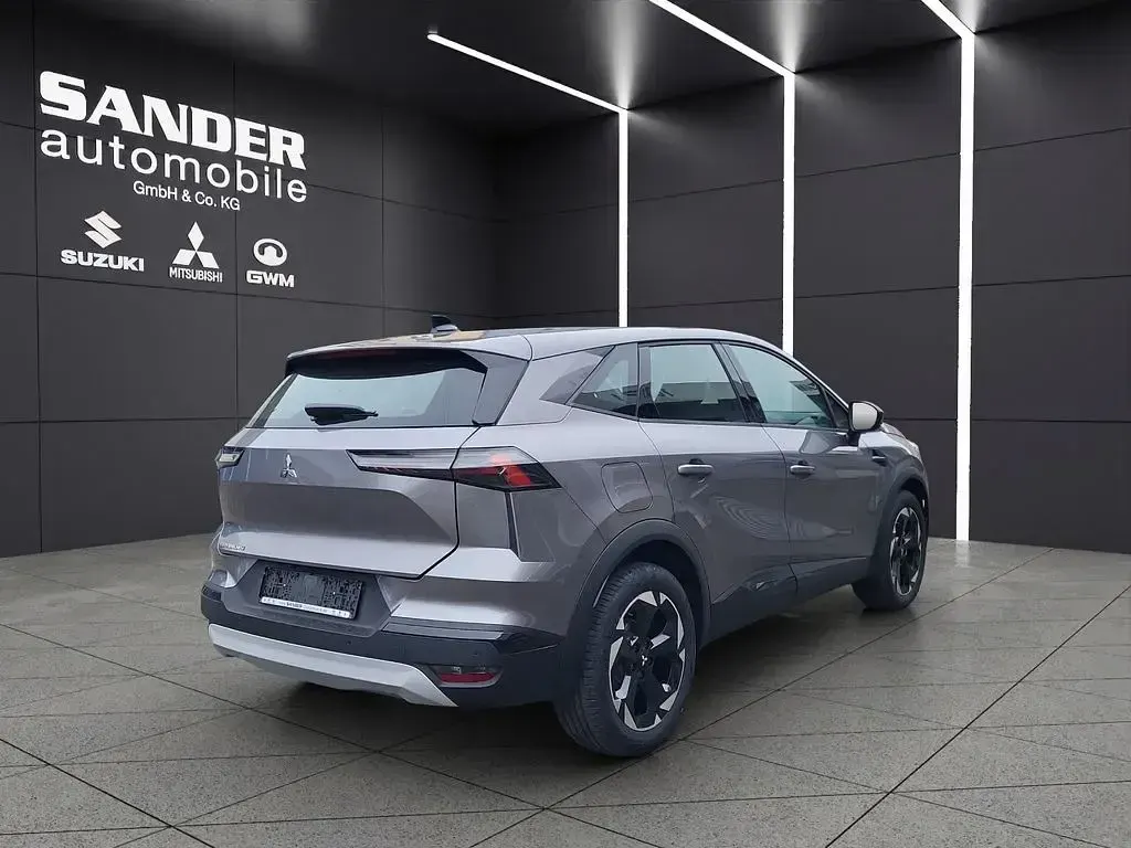 Neu Mitsubishi Grandis Diamant Edition 141 PS (103 kW) 2026 Grau SUV