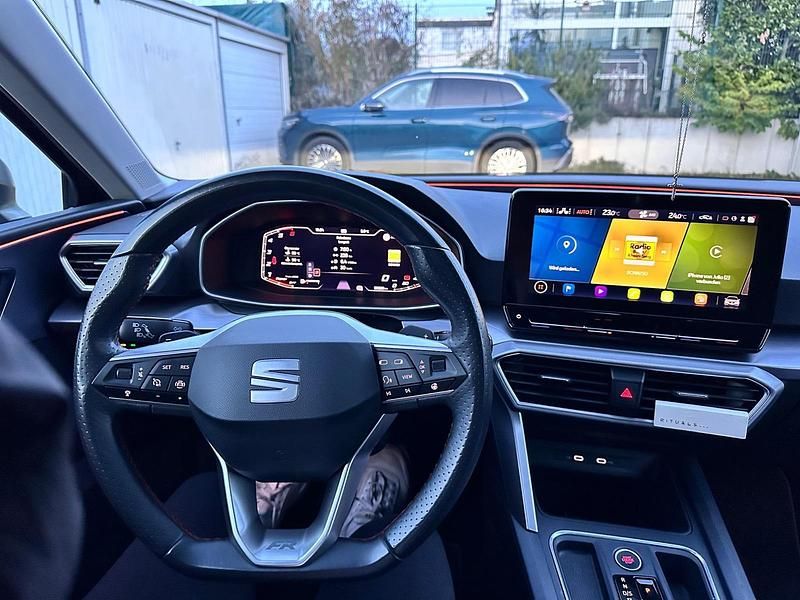 Gebraucht Seat Leon FR 110 PS (80 kW) 2021 Grau Limousine