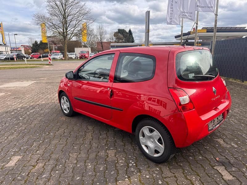 Gebraucht Renault Twingo 75 PS (55 kW) 2011 Rot Kleinwagen