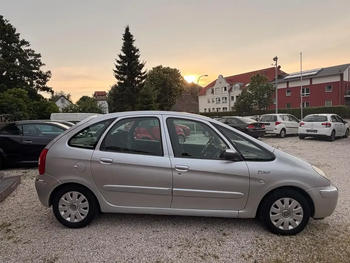 Gebraucht Citroën Xsara Exclusive 116 PS (85 kW) 2004 Silber Van / Kleinbus