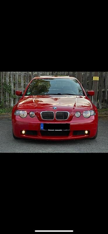 Rot Gebraucht 2003 BMW 325 Coupé | 3.499 € (Superpreis) - Bild 1/4
