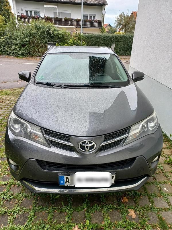Grau Gebraucht 2014 Toyota RAV4 SUV | 13.500 € (Fairer Preis) - Bild 1/4