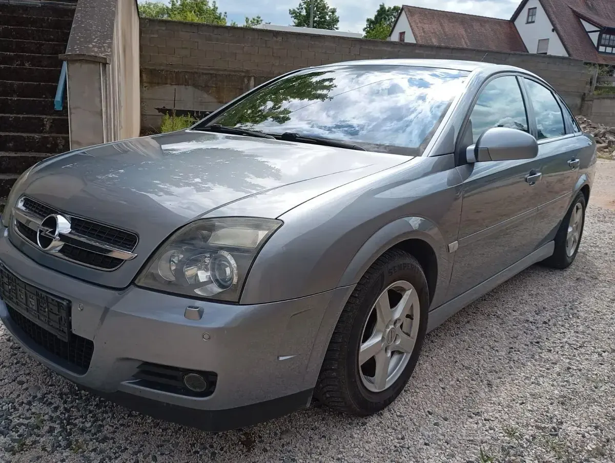 Gebraucht Opel Vectra GTS 155 PS (114 kW) 2004 Silber Limousine