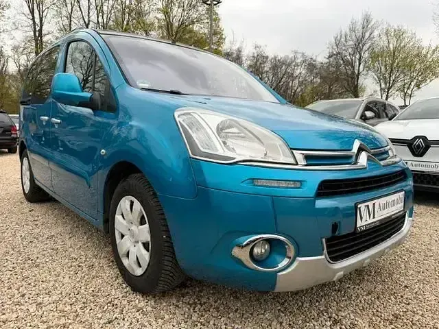 Używany Citroën Berlingo SELECTION 92 KM (67 kW) 2014 Niebieski Minivan