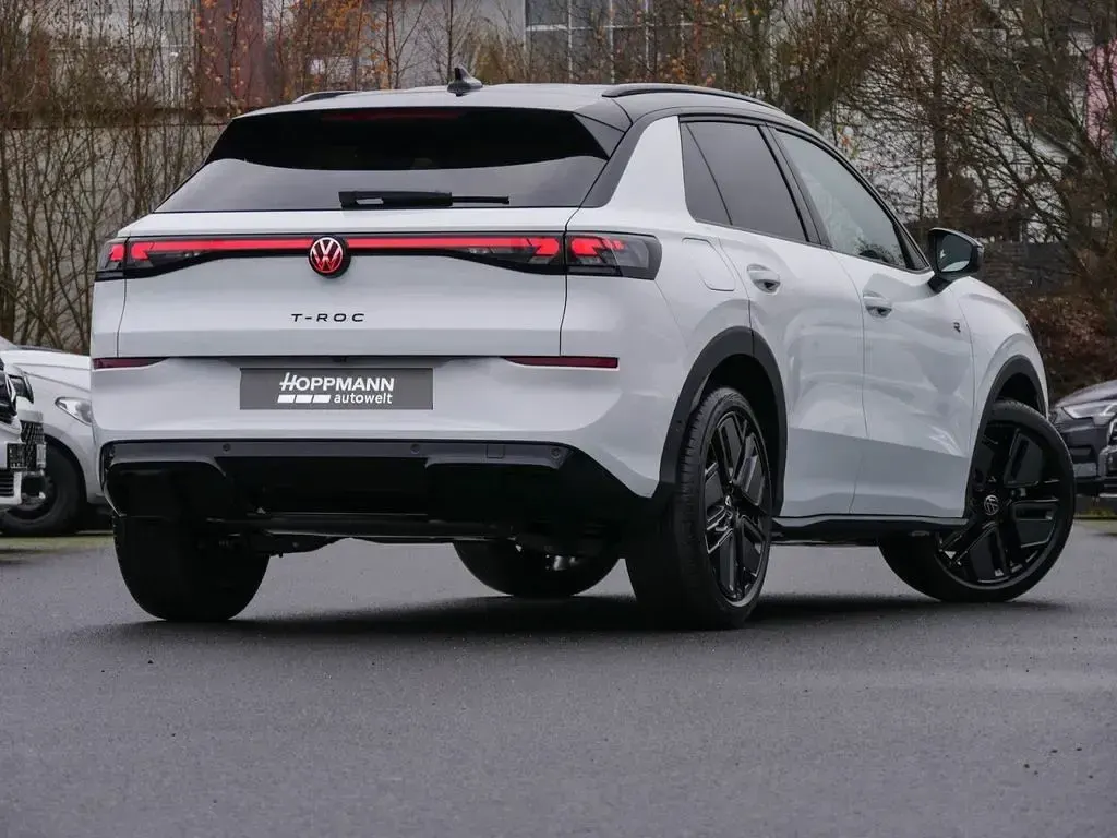 Gebraucht VW T-Roc Cabriolet R-line 150 PS (110 kW) 2025 Weiß SUV