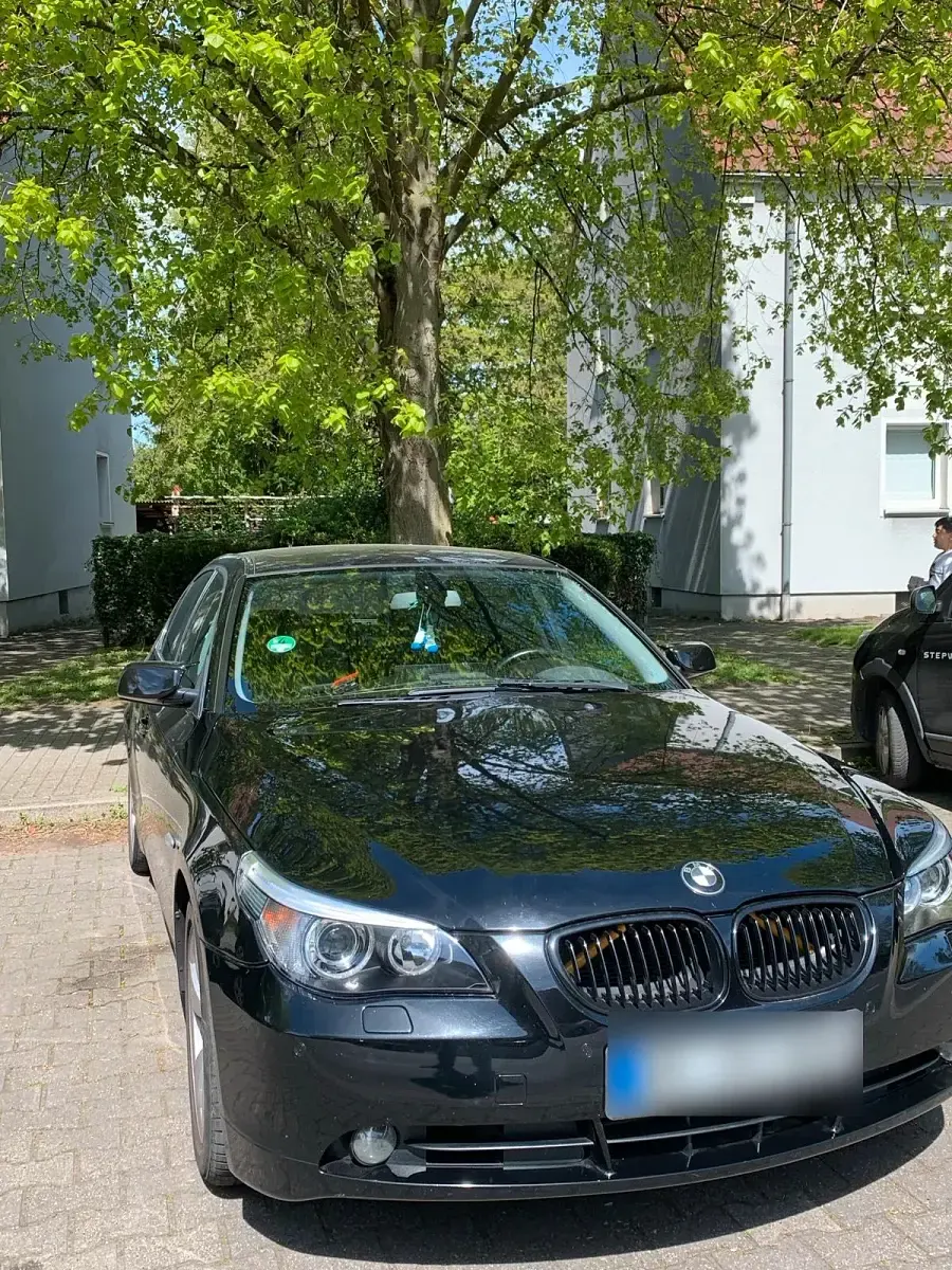 Gebraucht BMW 545 333 PS (244 kW) 2004 Schwarz Limousine