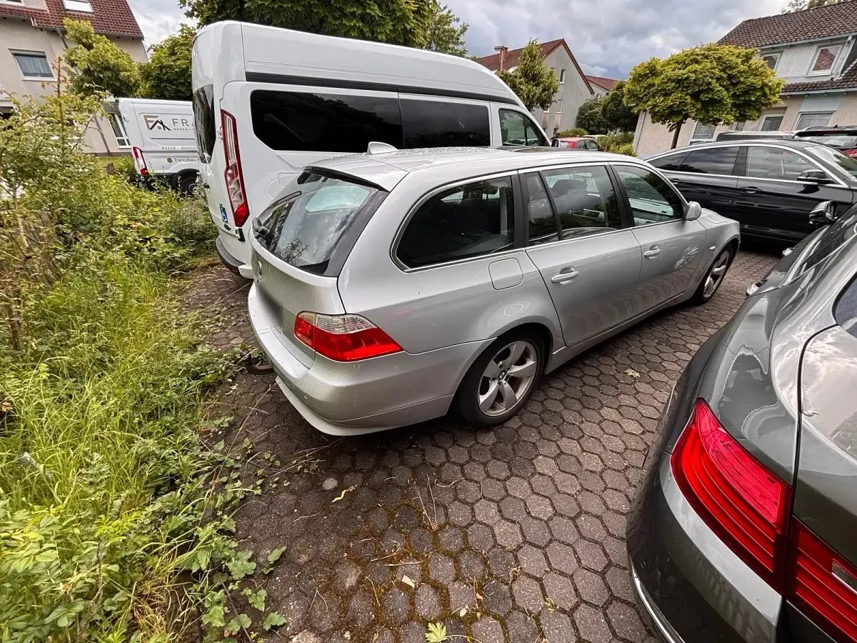 Gebraucht BMW 525 177 PS (130 kW) 2004 Silber Kombi
