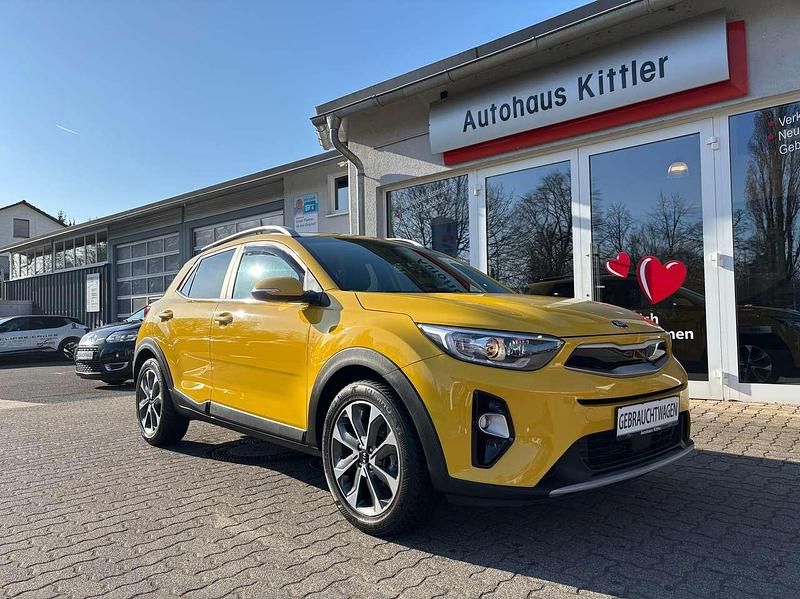 Gebraucht Kia Stonic Platinum Edition 120 PS (88 kW) 2018 Floridagelb SUV
