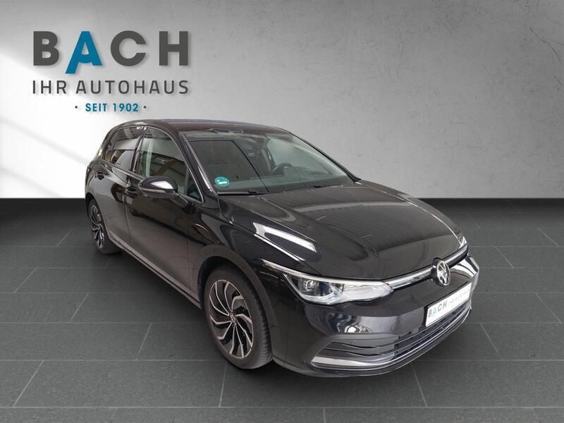 Gebraucht VW Golf VIII Move 150 PS (110 kW) 2023 Schwarz Limousine