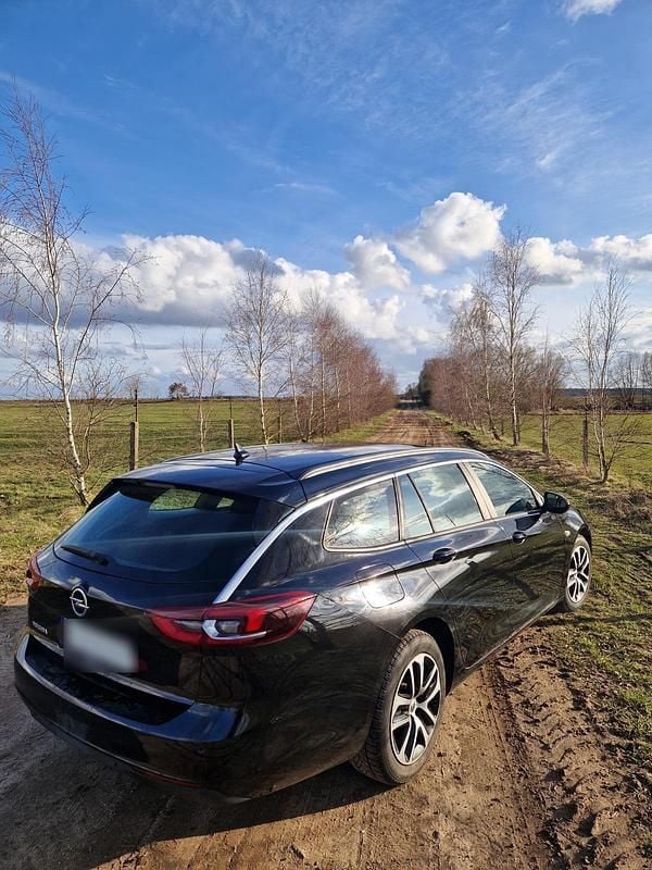 Gebraucht Opel Insignia 135 PS (99 kW) 2019 Schwarz Kombi