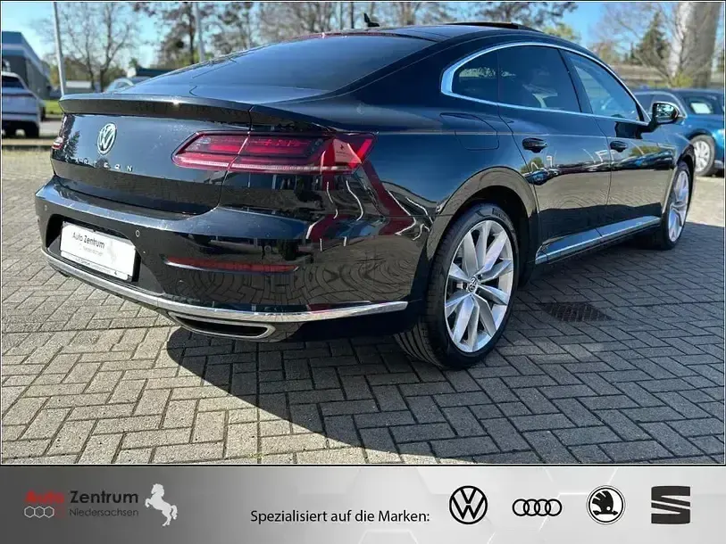 Gebraucht VW Arteon Elegance 190 PS (139 kW) 2019 Deep black pearlescent Kleinwagen