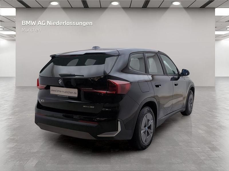 Gebraucht BMW iX1 Performance 225 kW (306 PS) 2023 Schwarz SUV