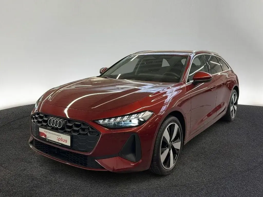 Gebraucht Audi A5 Basis 204 PS (150 kW) 2025 Grenadinerot metallic Kombi