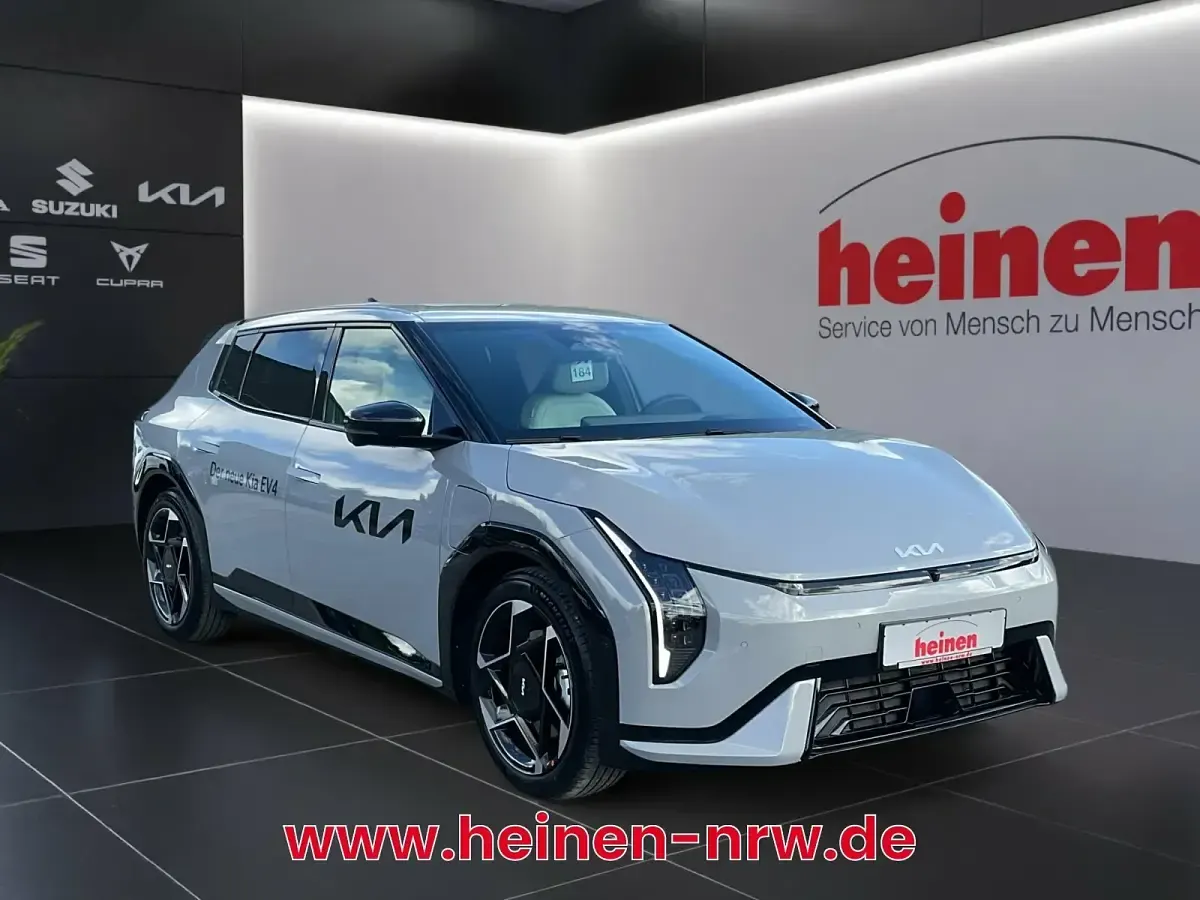 Gebraucht Kia EV4 Comfort 150 kW (204 PS) 2025 Wolfgrau Kleinwagen