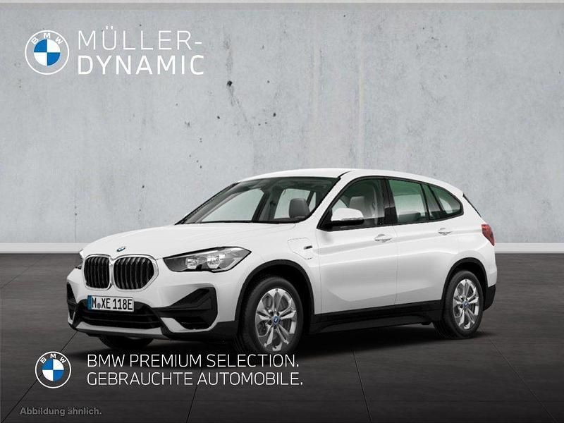 Alpinweiß uni Gebraucht 2021 BMW X1 Advantage SUV | 23.710 € (Fairer Preis) - Bild 1/4